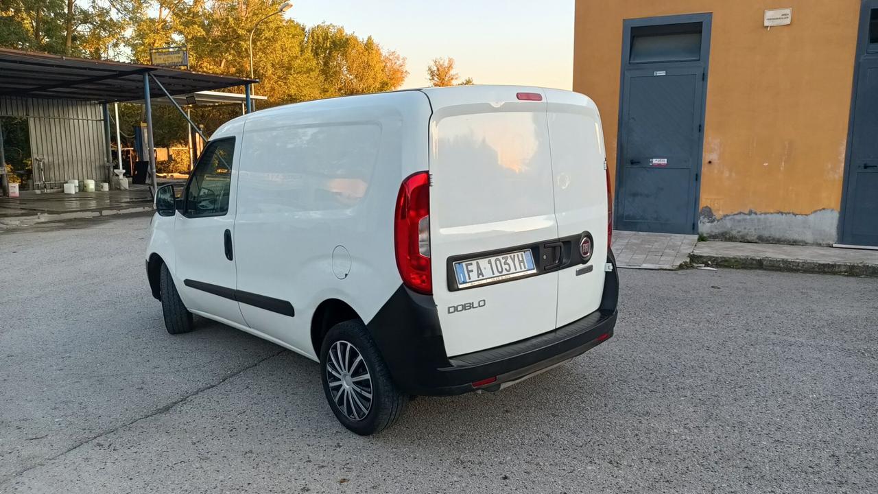 Fiat Doblò 1.4 T-Jet Natural Power