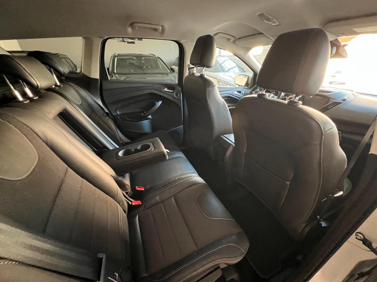 Ford Kuga 2.0 TDCI 120 CV S&S 2WD Titanium