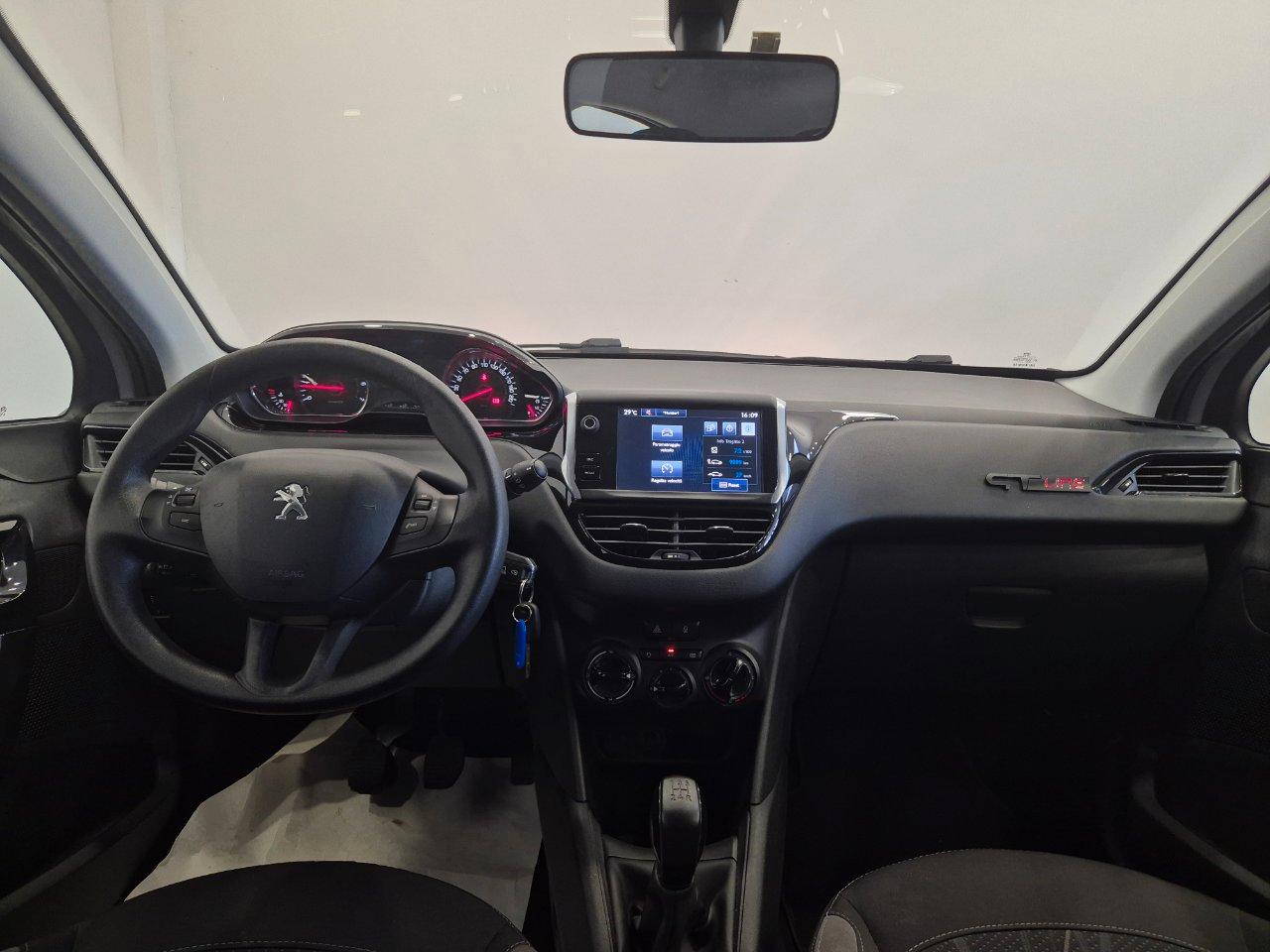 Peugeot 208 5p 1.2 puretech Active - NEOPATENTATI - Bluetooth - Clima