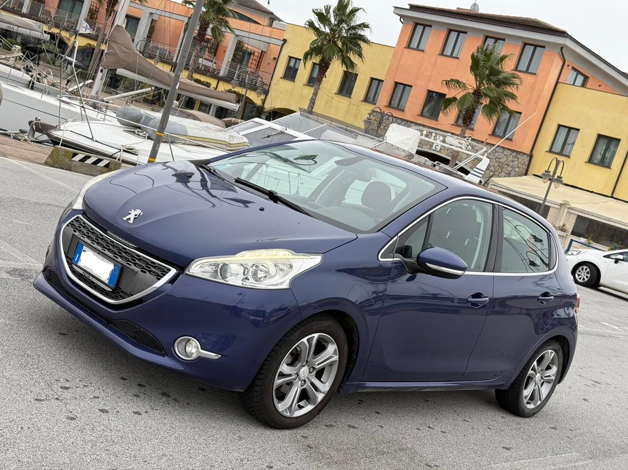 Peugeot 208 1.2 VTi 82 CV--GPL--GPL--NEOPATENTATI