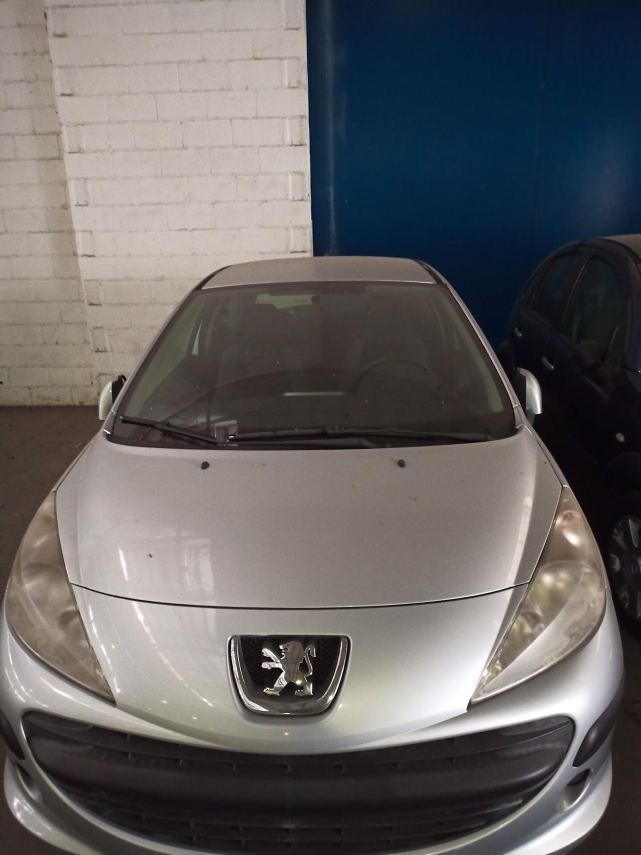 Peugeot 207 1.4 HDi 70CV 3p. XS