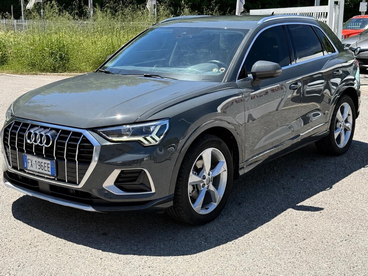 Audi Q3 35 TDI S tronic Business Advanced