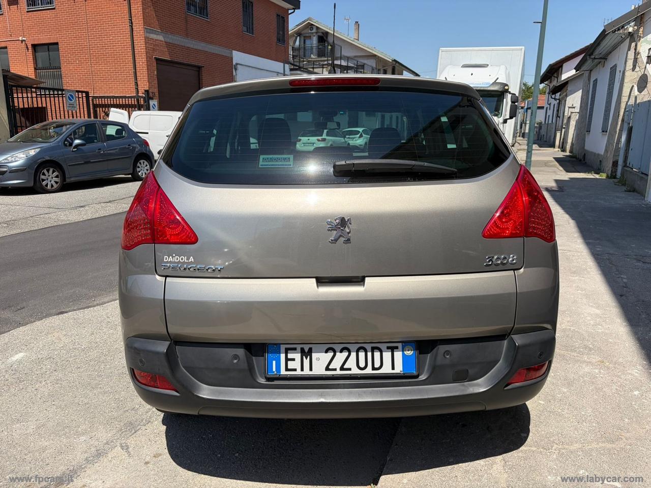 PEUGEOT 3008 1.6 HDi 112 CV Active