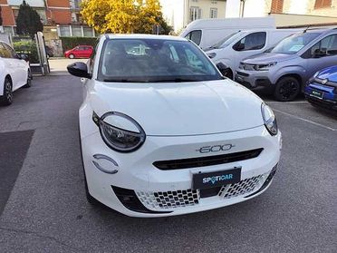 Fiat 600 Hybrid Hybrid 145 CV DCT MHEV Pop