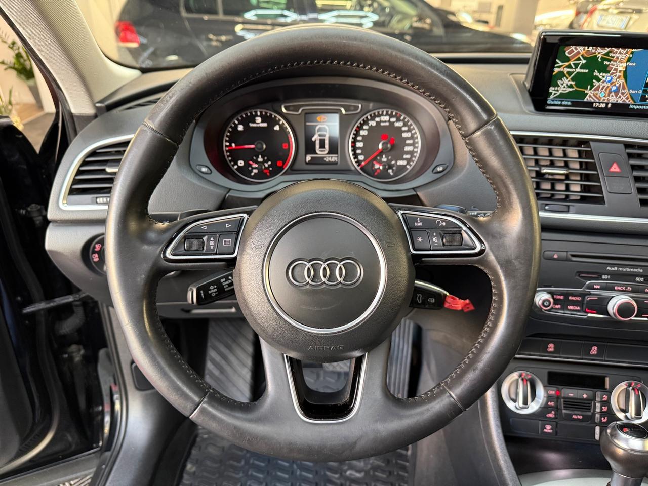 Audi Q3 2.0 TDI quattro TETTO - FABIANOAUTO