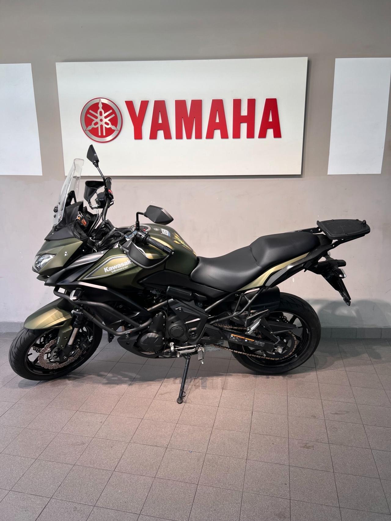 Kawasaki Versys 650 green line