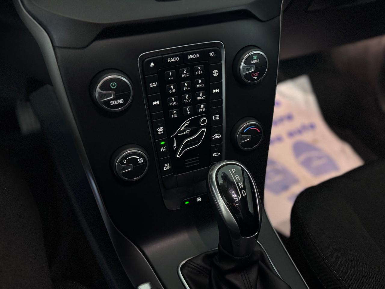 Volvo V40 Cross Country 2.0 Diesel 120cv Auto Euro6