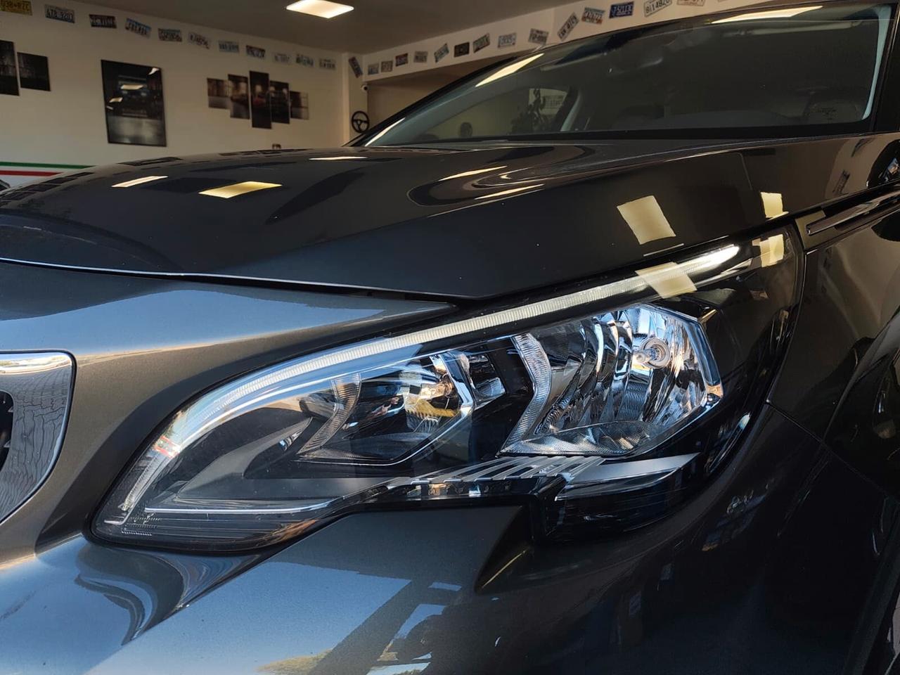 Peugeot 3008 GT Line AUTOMATICA NEOPATENTATI