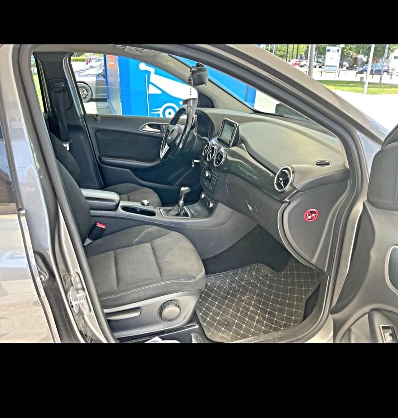 Mercedes-benz B 180 CDI BlueEFFICIENCY Premium