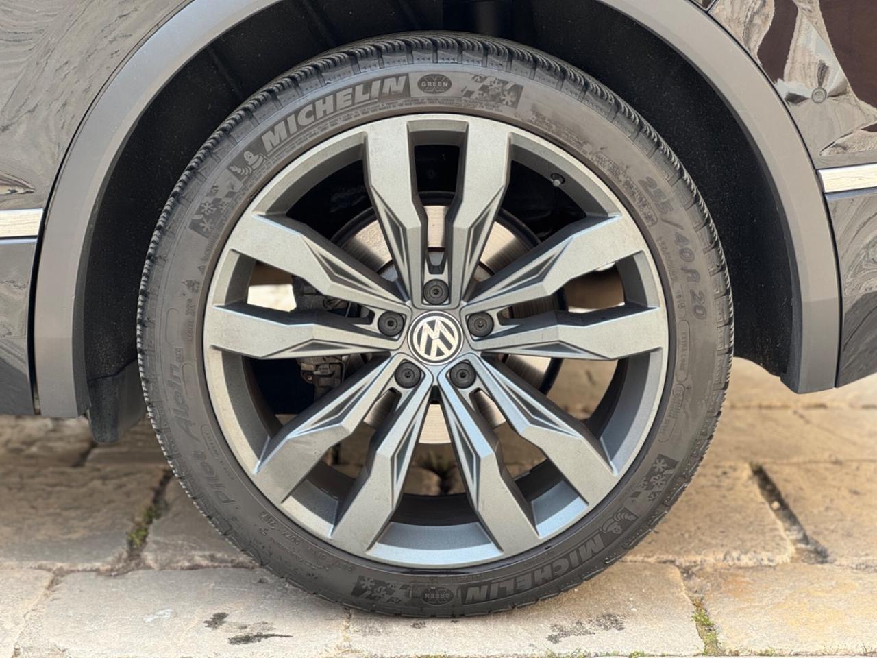 Volkswagen Tiguan 2.0 Tdi 190 Cv DSG R LINE 4Motion