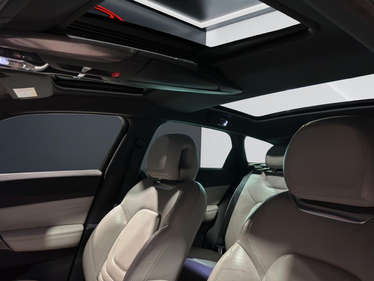Ds DS5 2.0 HDi 163CV aut. So Chic T.PANOR. AUTO