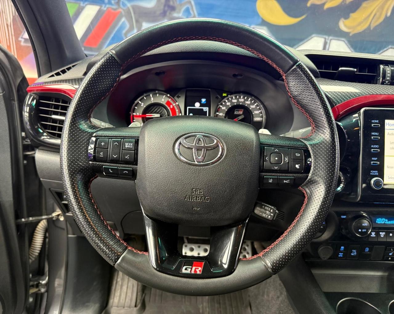 Toyota Hilux 2.8 D-4D A/T 4WD 4 porte Double Cab GR SPORT (534)