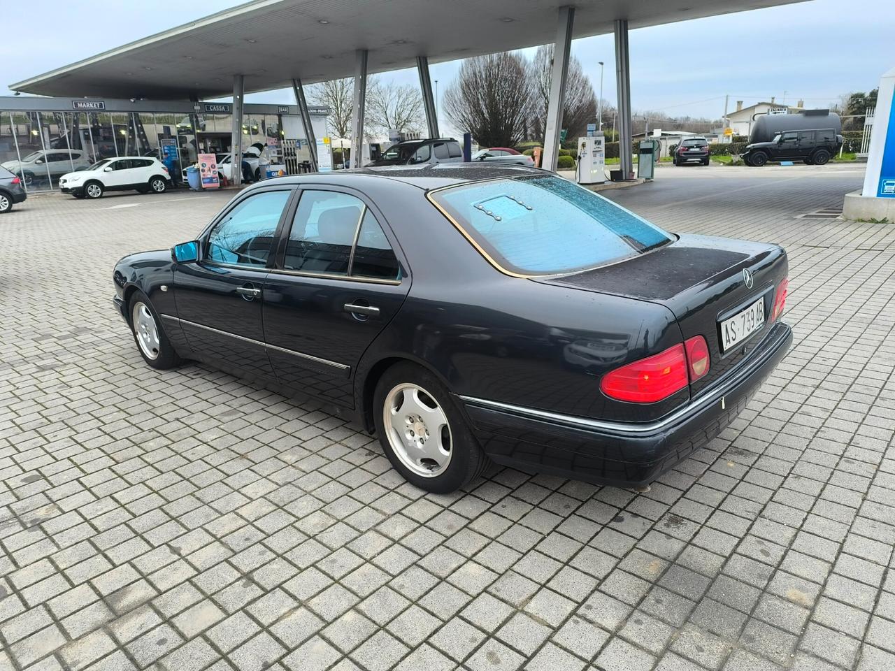 Mercedes-benz E 200 cat Avantgarde