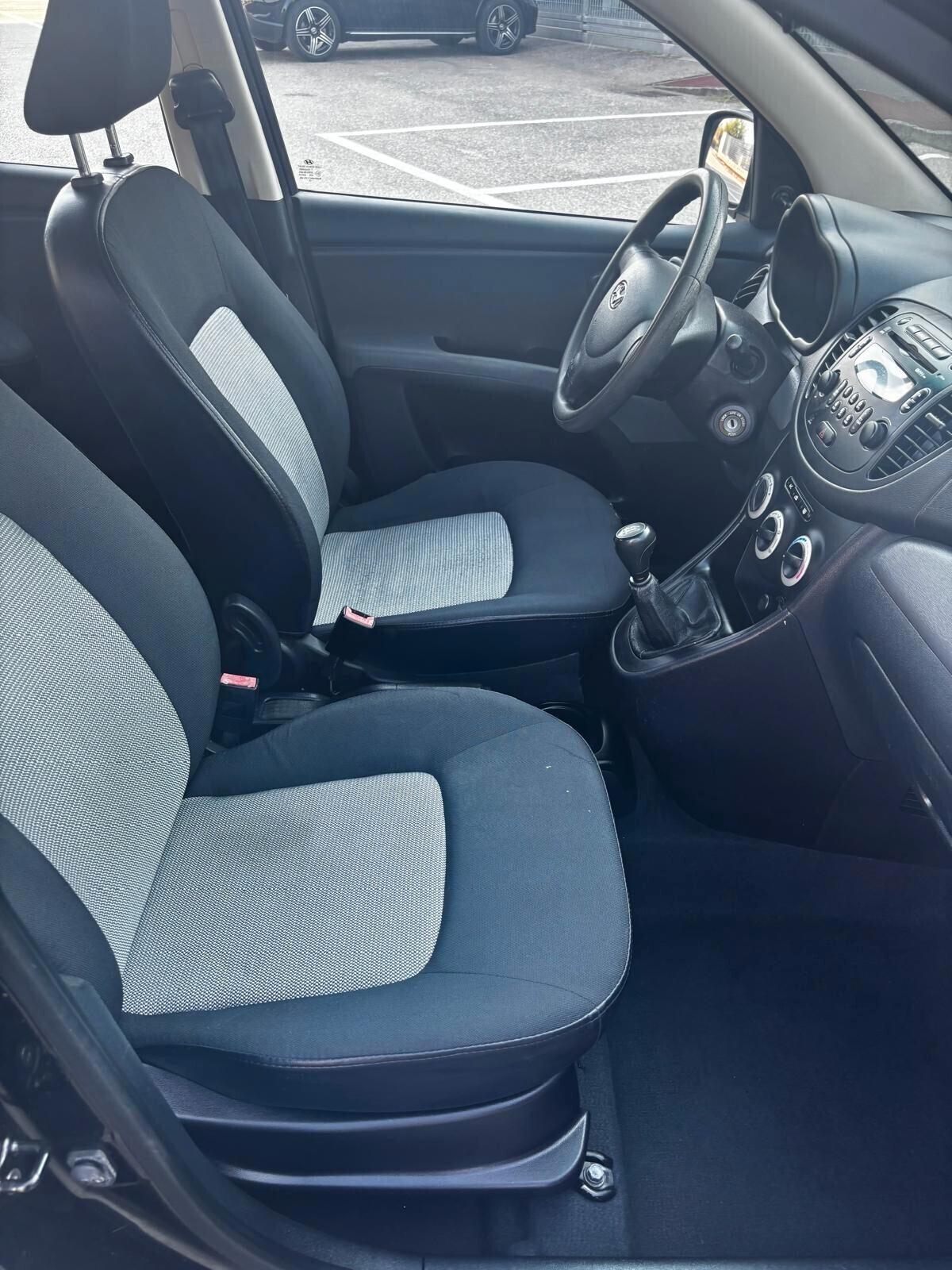 Hyundai i10 1.1 12V Active unico proprietario adatta ai neopatentati