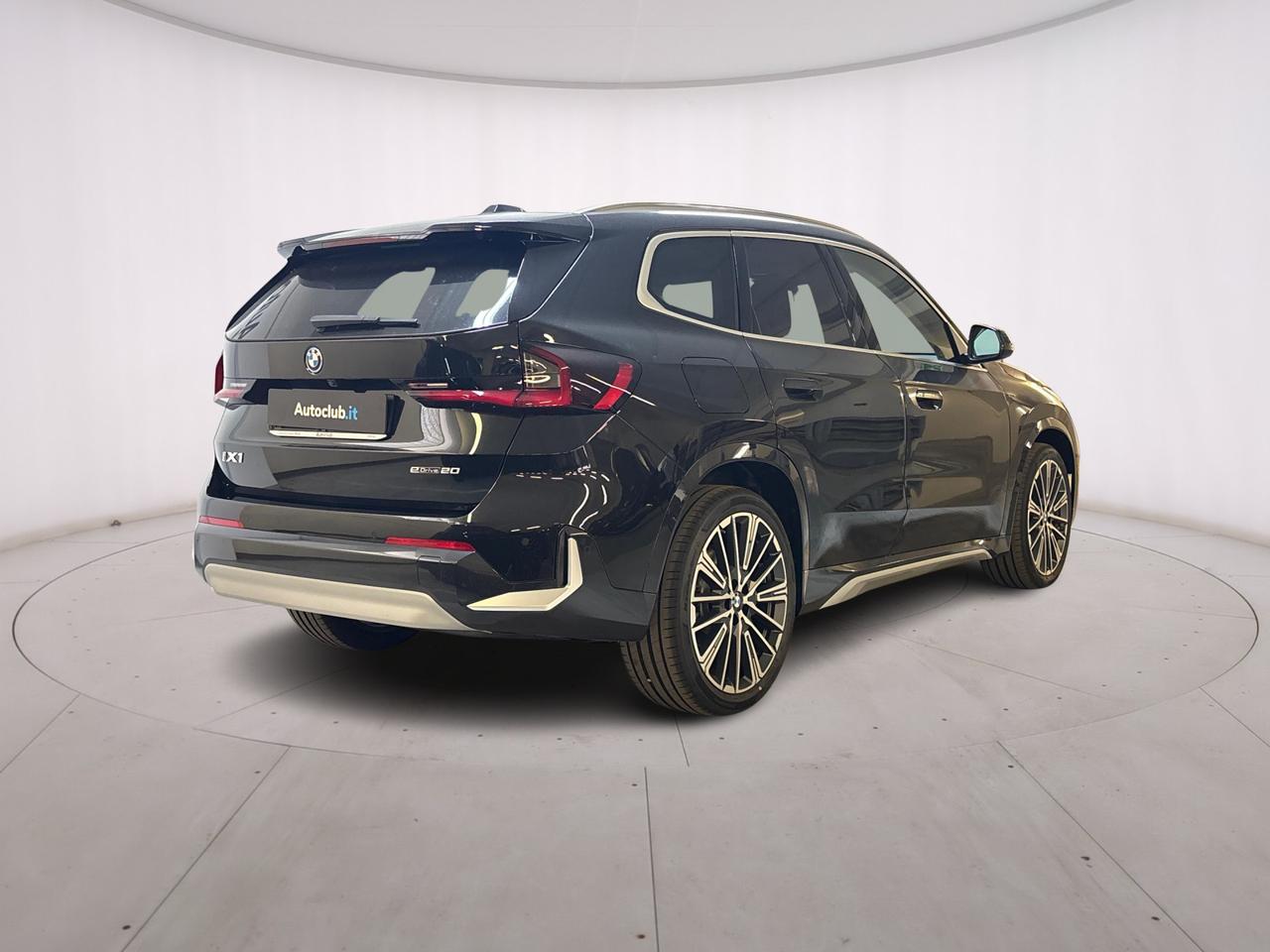 BMW X1 iX1 eDrive20 Pure Edition