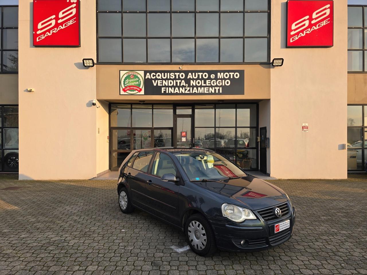 Volkswagen Polo 1.4benz - 5p.