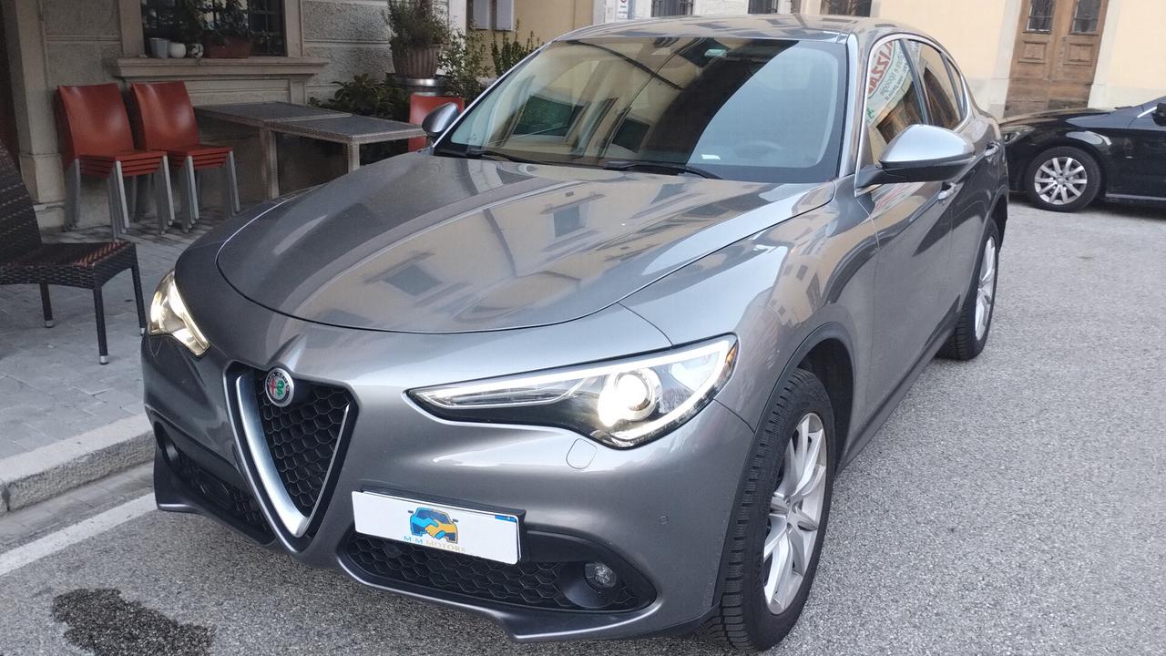 Alfa Romeo Stelvio 2.2 Turbodiesel 210 CV AT8 Q4 Executive