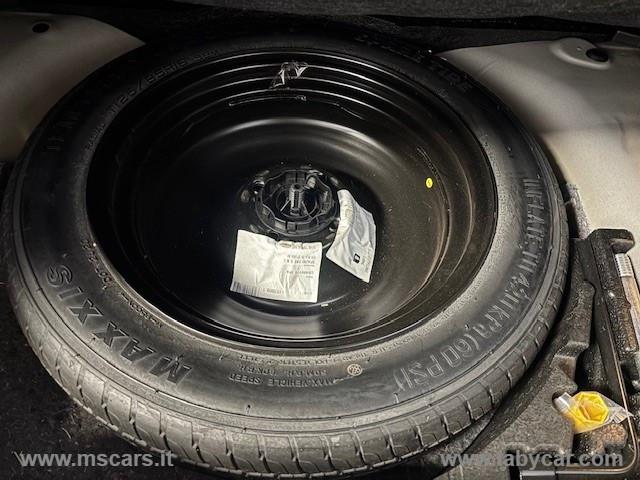 PEUGEOT 2008 PureTech 100 S&S Allure Navi Pack