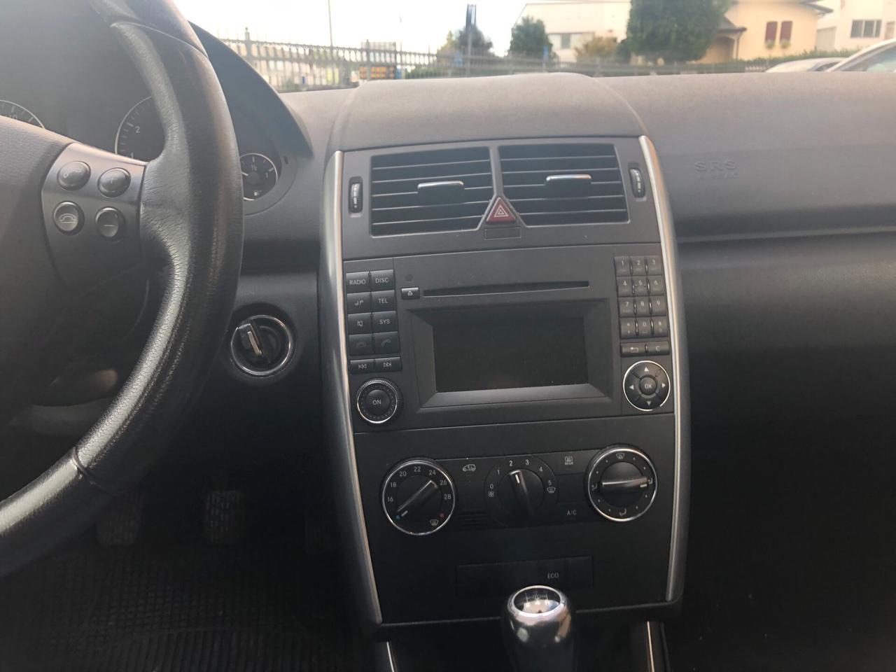 Mercedes-benz A 160 BlueEFFICIENCY Avantgarde