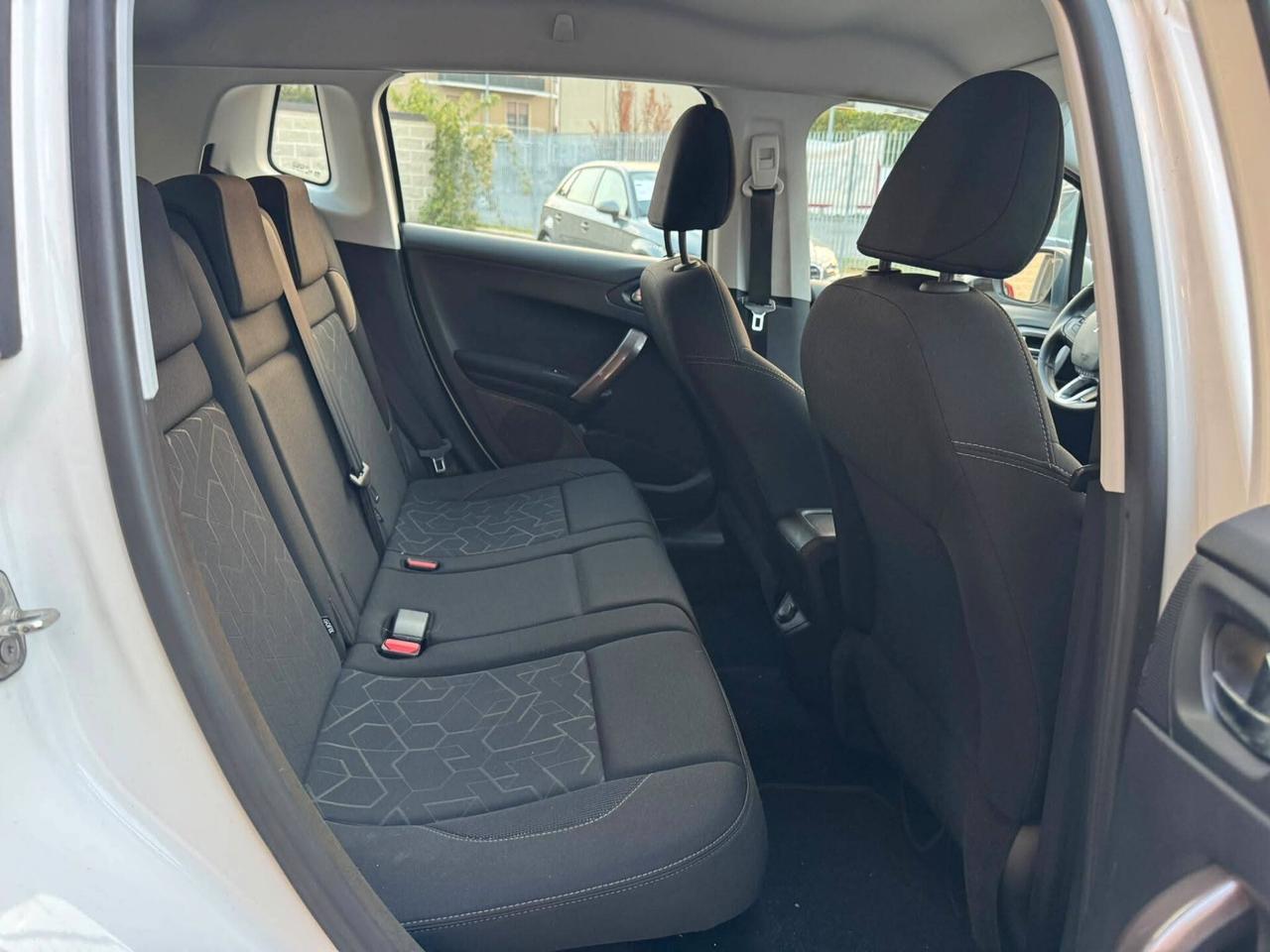 Peugeot 2008 BlueHDi 120 S&S Allure