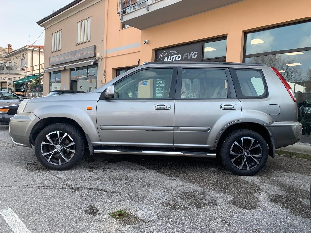 Nissan X-Trail 2.2 TD 4x4 Pelle Tetto Neopat.