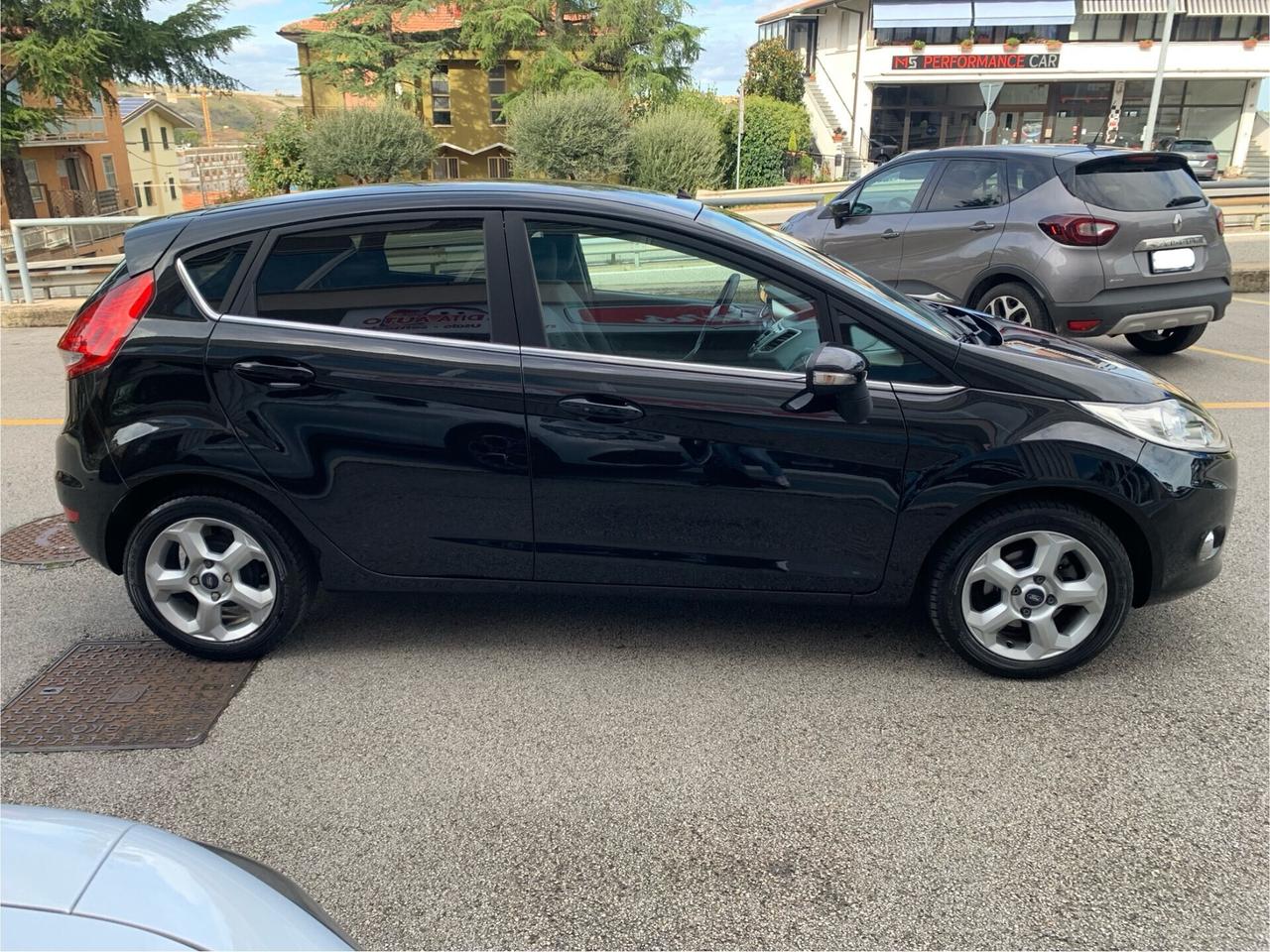 Ford Fiesta 1.4 TDCi 5p. Titanium