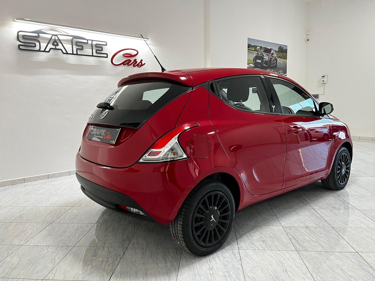 Lancia Ypsilon 1.3 MJT 16V 95 CV 5 porte Elefantino