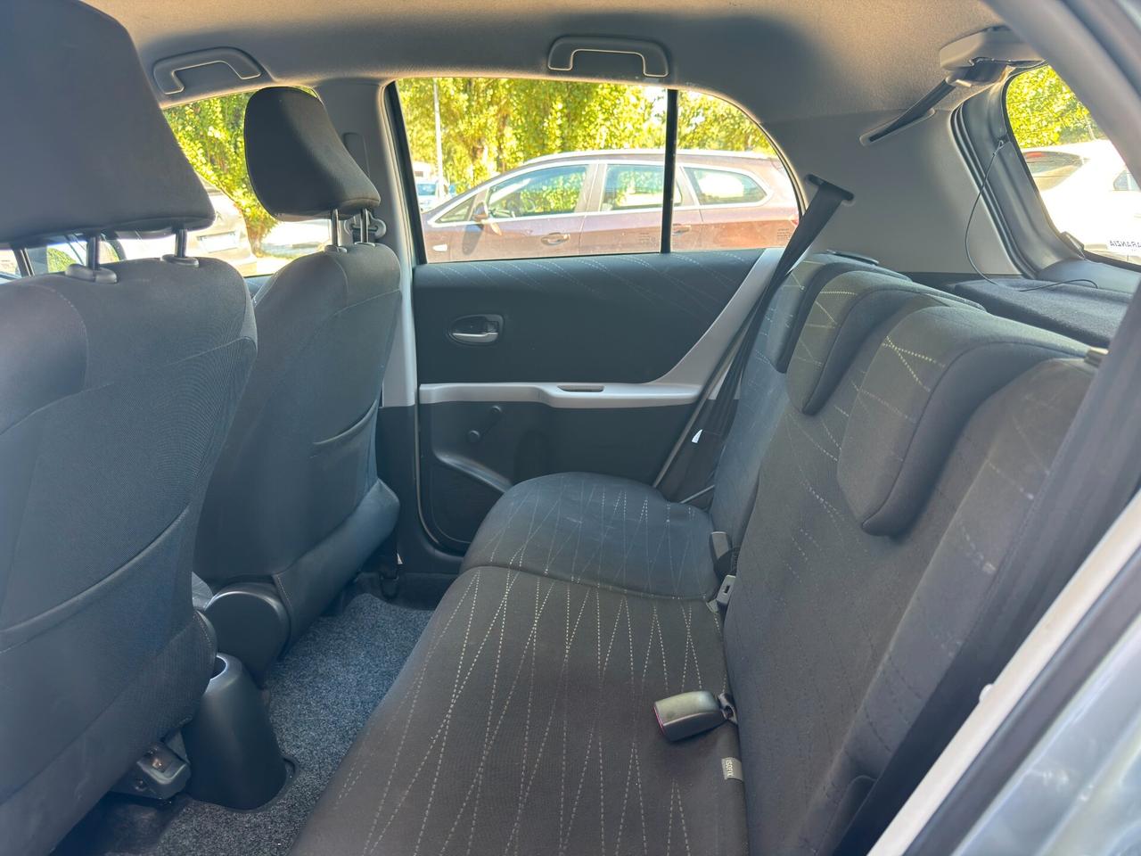 Toyota Yaris 1.3 5 porte Sol