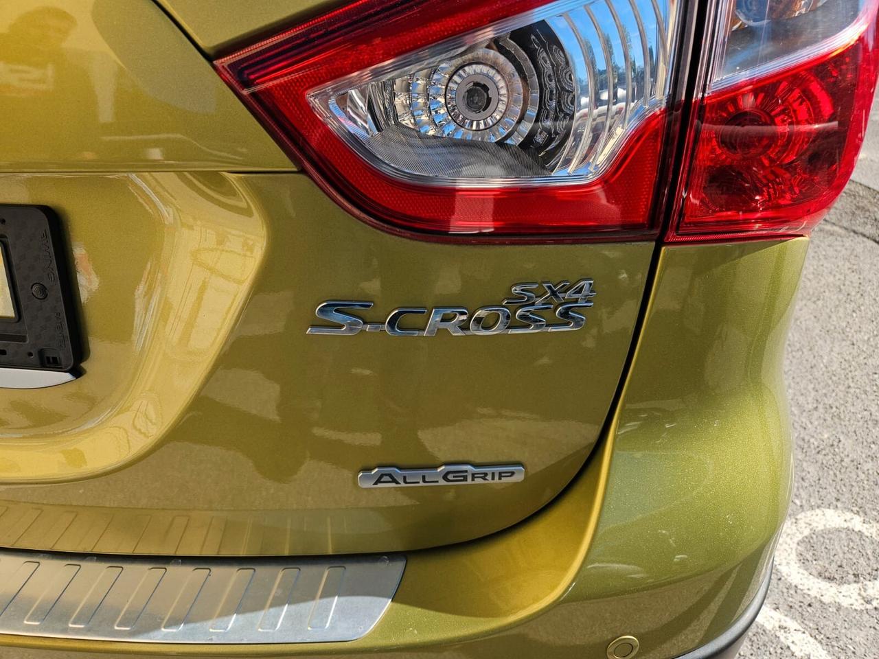 Suzuki S-Cross 1.6 DDiS Start&Stop 4WD All Grip Top