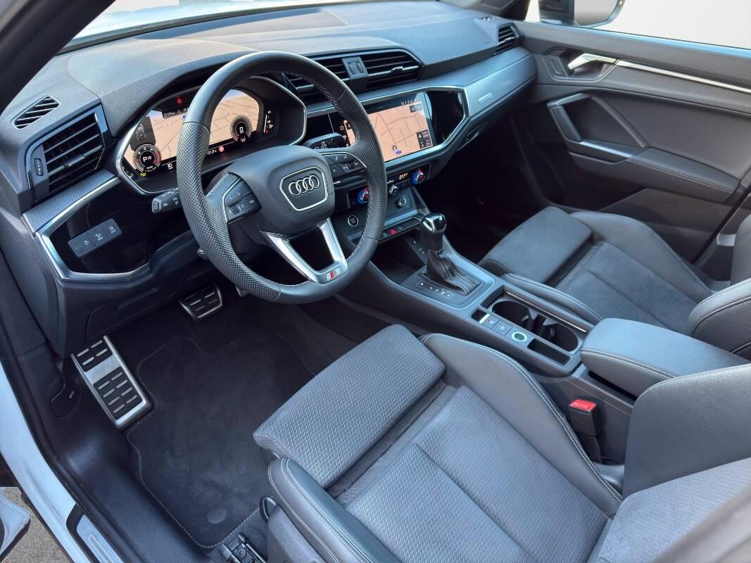 Audi Q3 35 2.0 tdi S line edition s-tronic