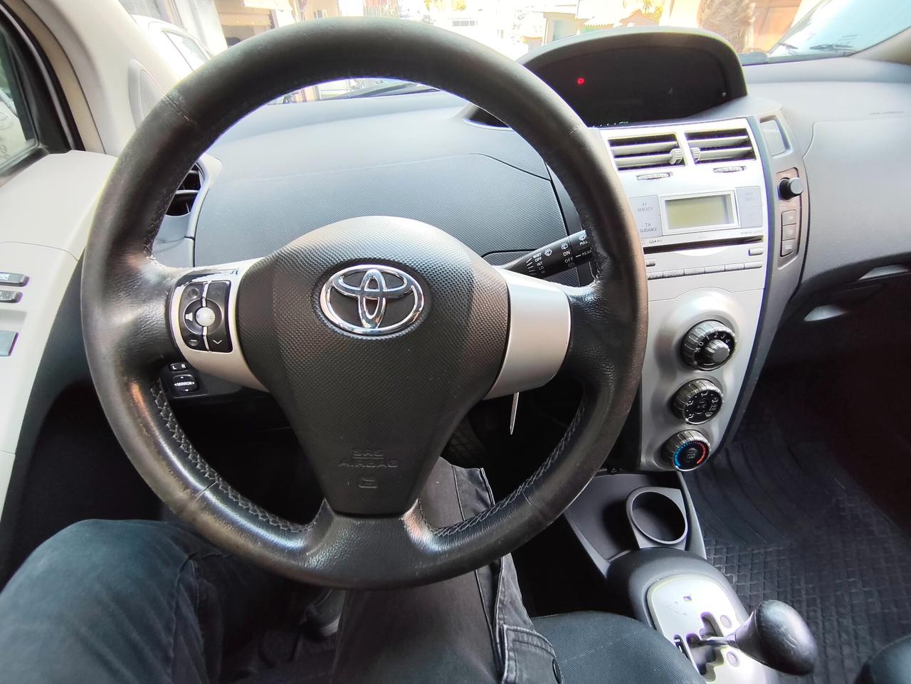 Toyota Yaris 1.4 D-4D Automatica