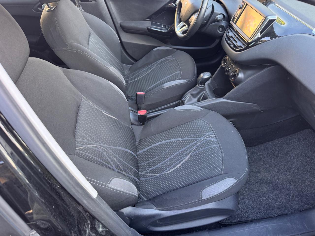 Peugeot 208 1.4 HDi 68 CV neopaten garanzia 12 mesi