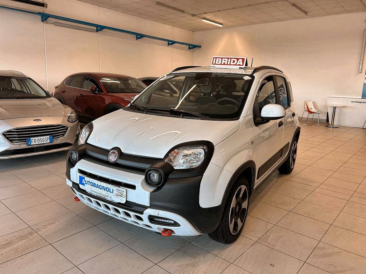 Fiat Panda CROSS 1.0 FireFly Hybrid SPOTICAR