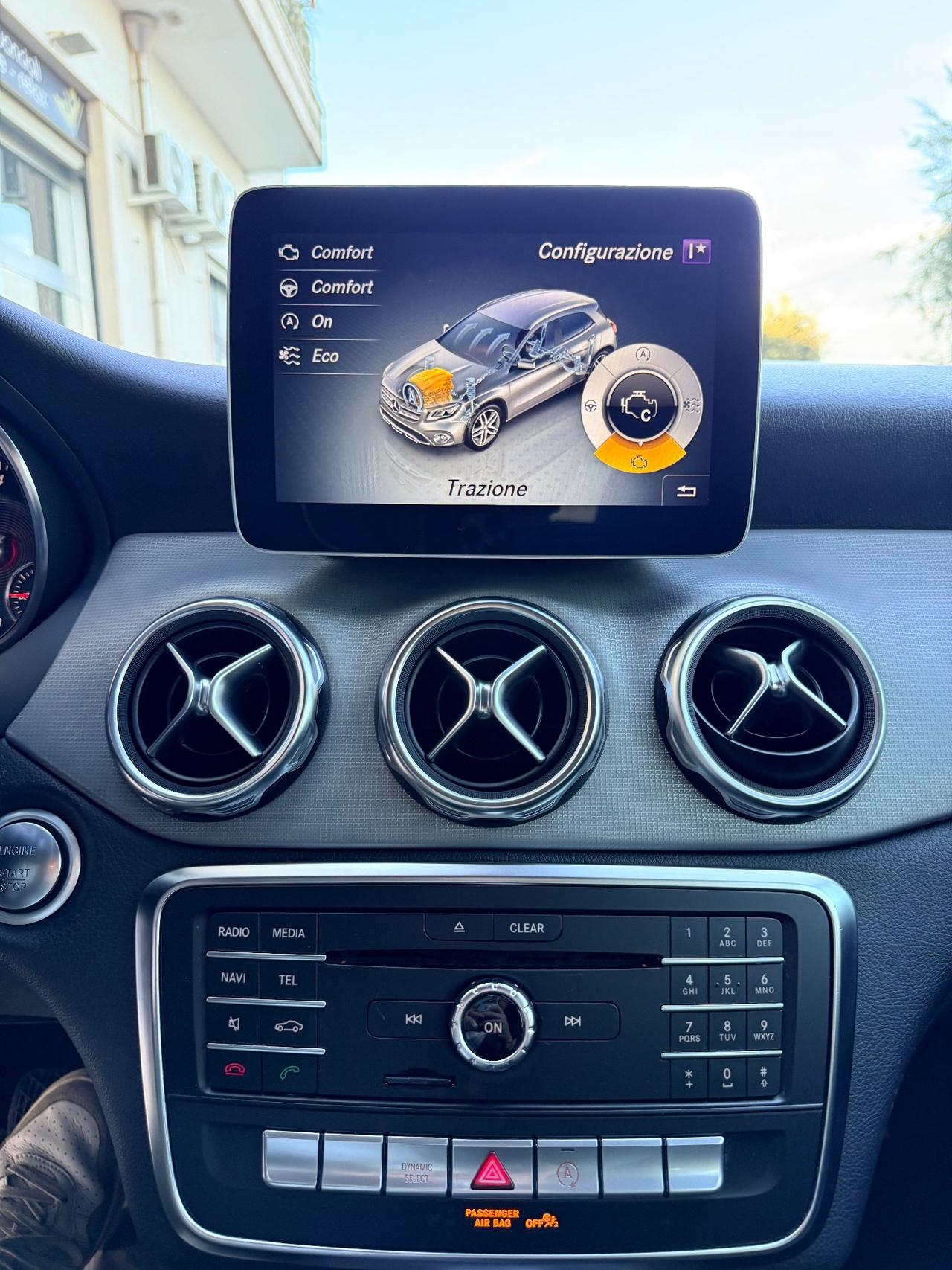 Mercedes-benz GLA 180 d Automatic Premium NAVI,GATORETELECAMERA,INTERNI IN PELLE,BLUETOOTH,ANDROID AUTO