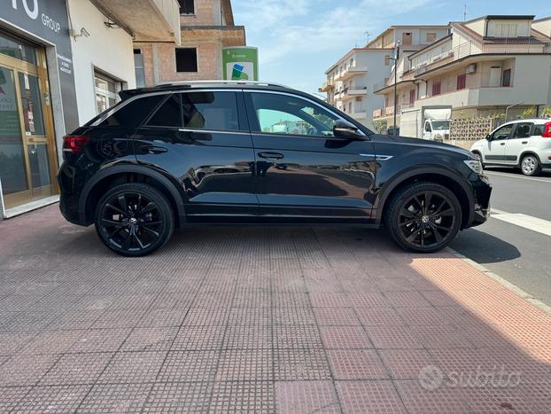 VOLKSWAGEN T-roc 2.0 TDI DSG 4 Motion R LINE