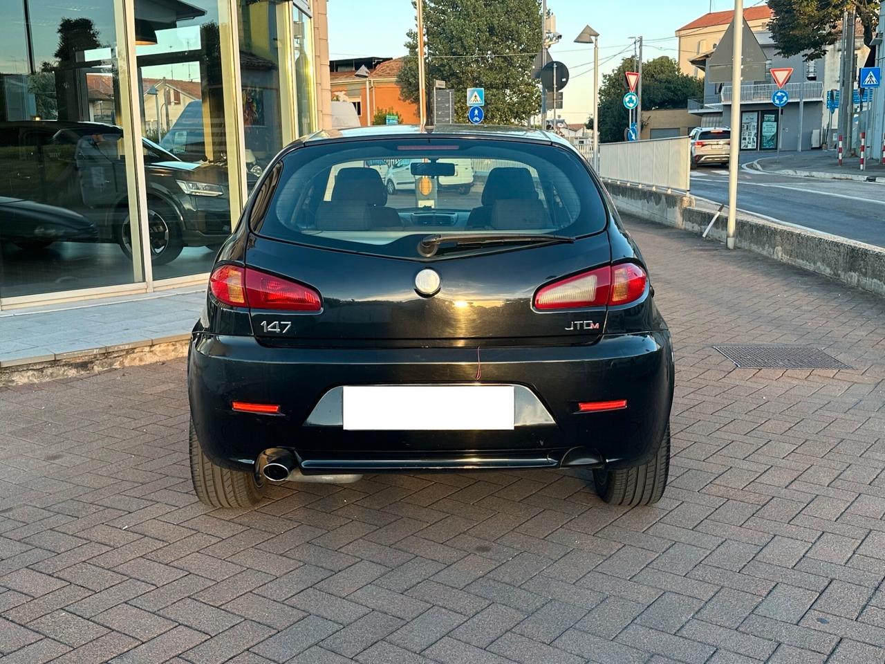 Alfa Romeo 147 1.9 JTD (120) 5 porte Distinctive *cerchi GTA
