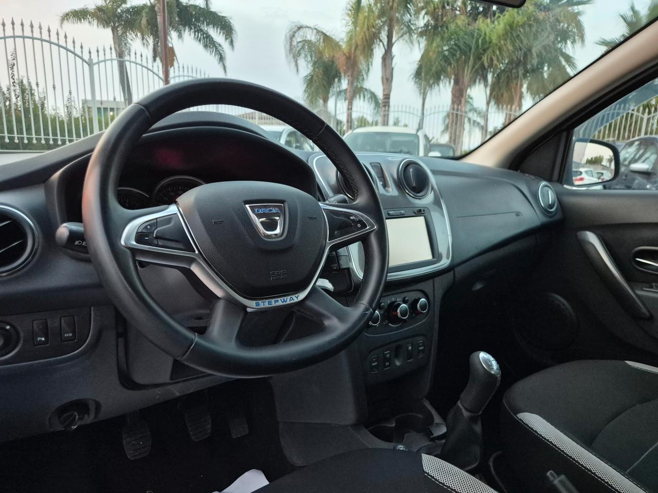 Dacia SANDERO STEPWAY 0.9 TCe TurboGPL 90CV NUOVA 2017