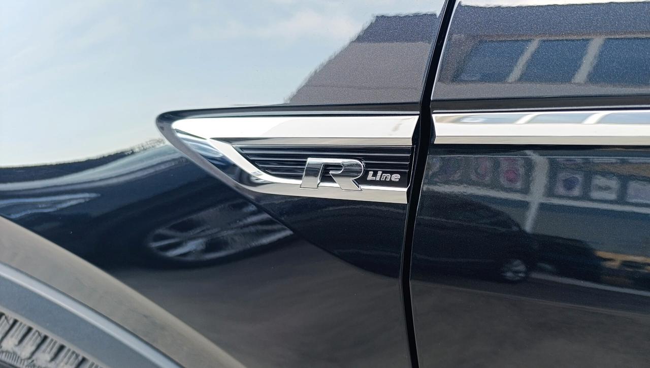 Volkswagen Tiguan 2.0 TDI 190 CV SCR DSG 4MOTION Executive R-line