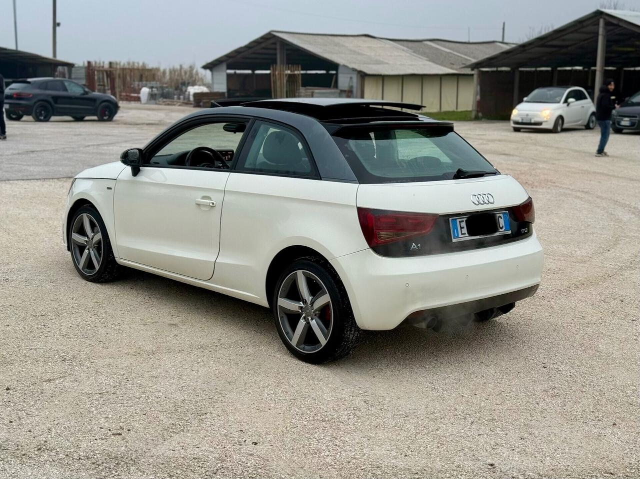 Audi A1 S-Line con 86 mila km NEOPATENTATi