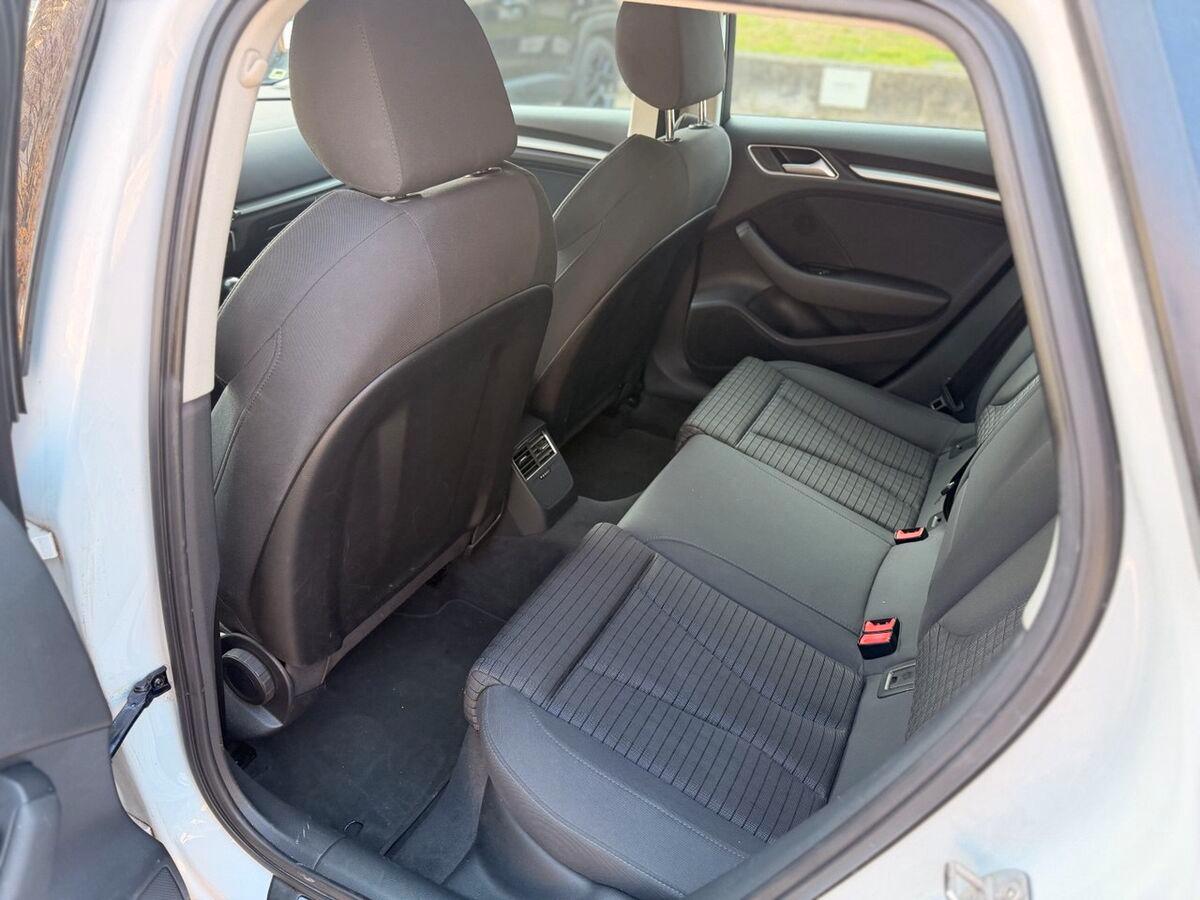 Audi A3 2.0 tdi Ambition 150cv s-tronic E6