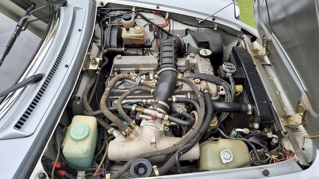 Alfa Romeo Spider 2.0i Quadrifoglio Verde – 1987