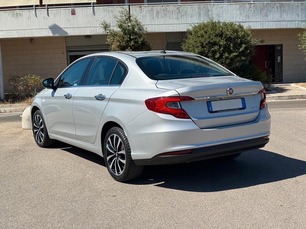 Fiat Tipo 1.6 Mjt S&S 5 porte Lounge 95 cv