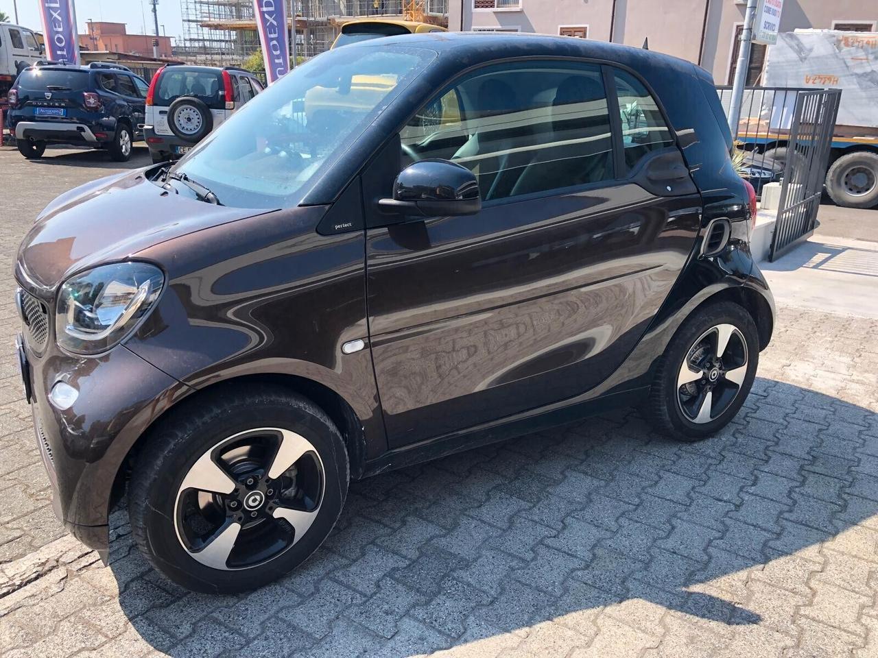 Smart ForTwo 70 1.0 PERFECT GARANZIA CONFORMGEST COMPLETA 12 MESI RINNOVABILE FINO A 60 MESI