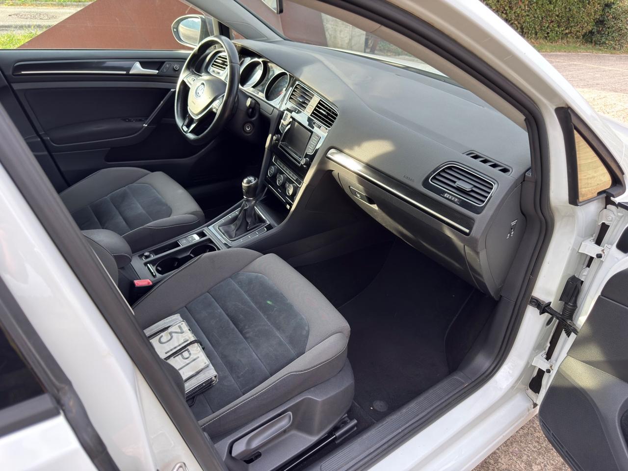 Volkswagen Golf Business 1.6 BlueTDI 110 CV DSG 5p. Comfortline