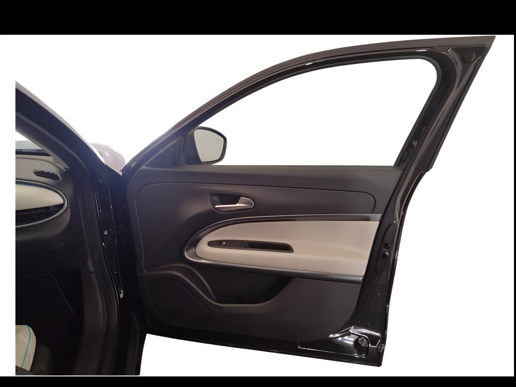 FIAT 600 IV 2023 - 600 1.2 hybrid La Prima II 110cv auto