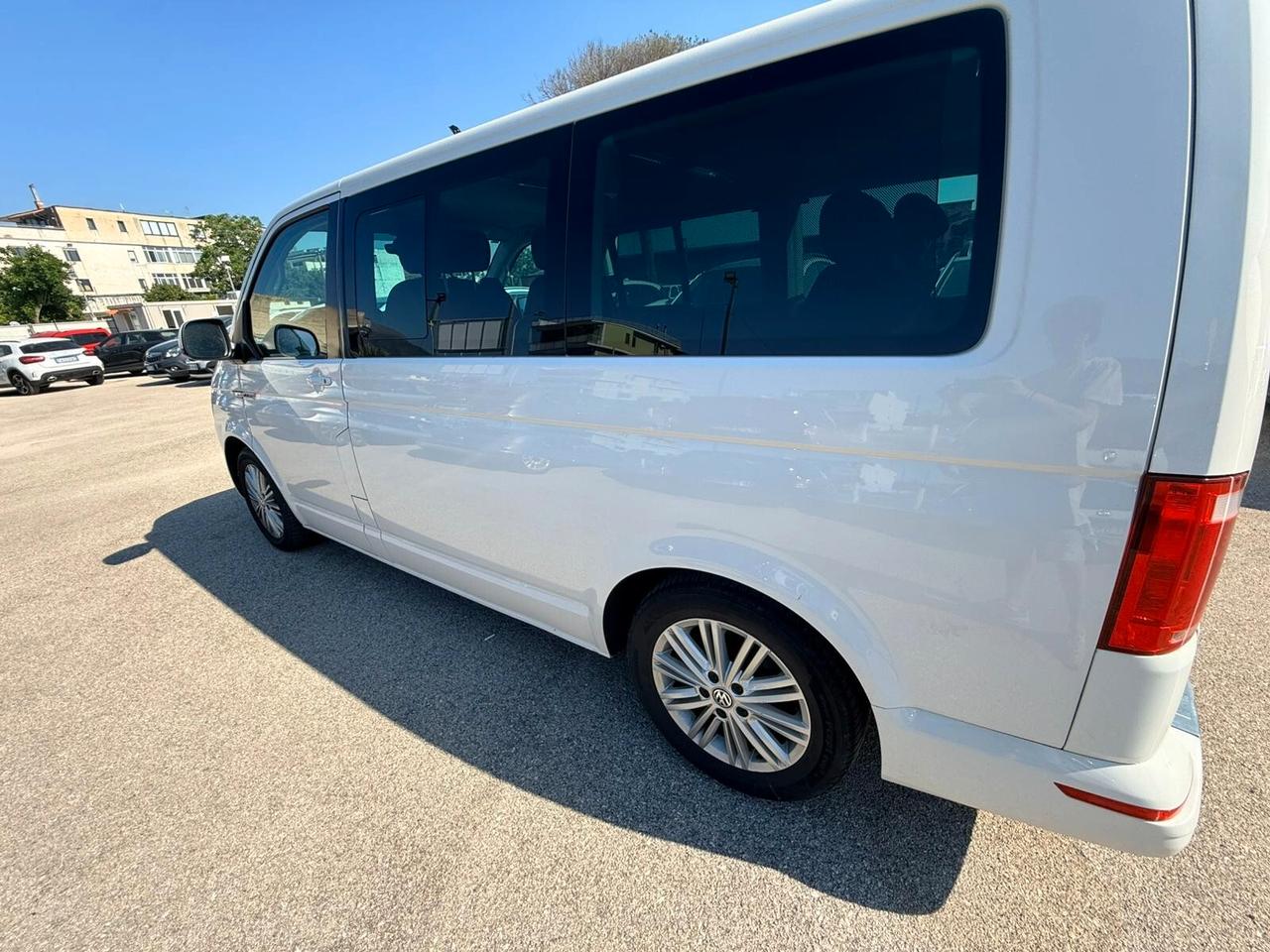 Volkswagen Multivan 2.0 TDI 150CV DSG Trendline