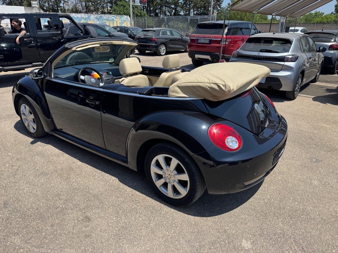 Volkswagen New Beetle 1.9 TDI 105CV Cabrio pelle b