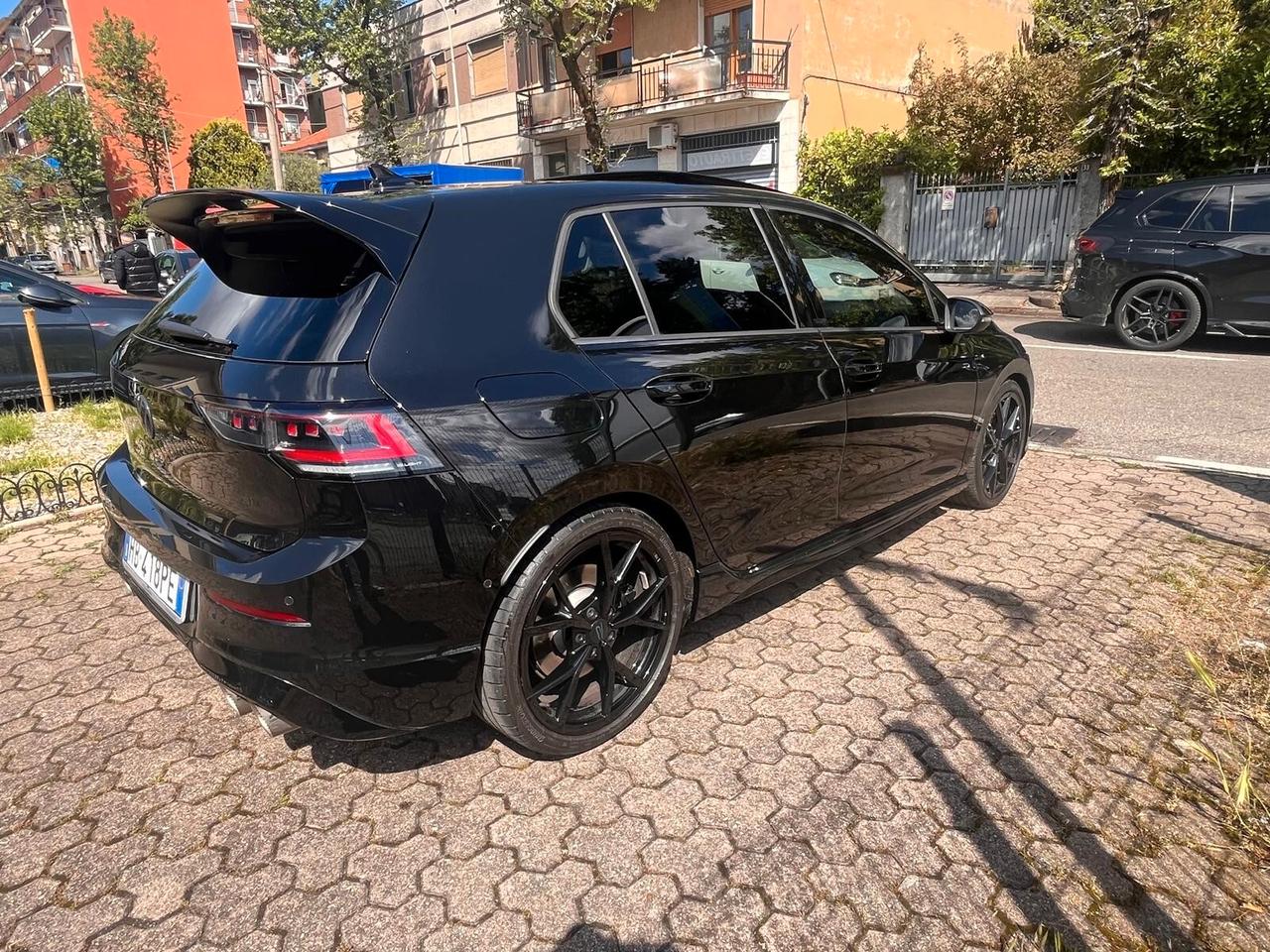 Volkswagen Golf R VIII 8.5 TETTO PERFORMANCE BLACK 2025
