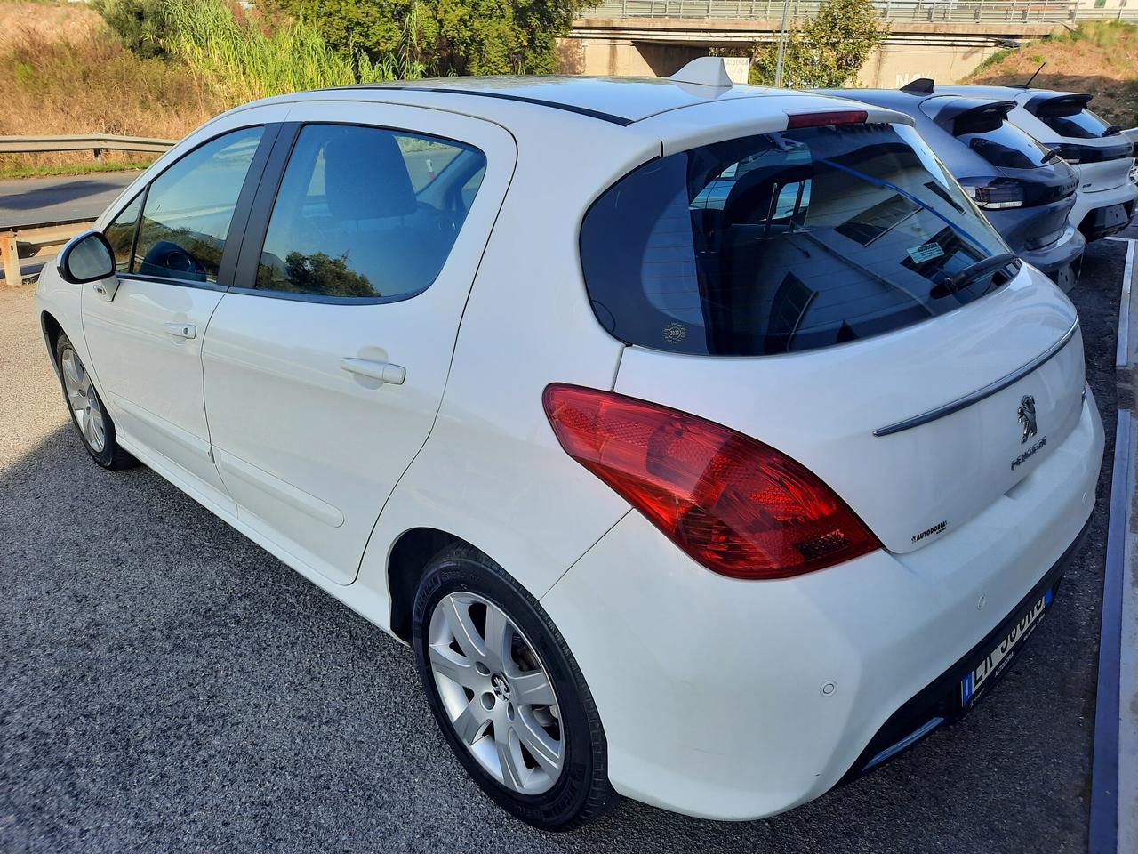 Peugeot 308 1.6 8V HDi 93CV 5p. Active