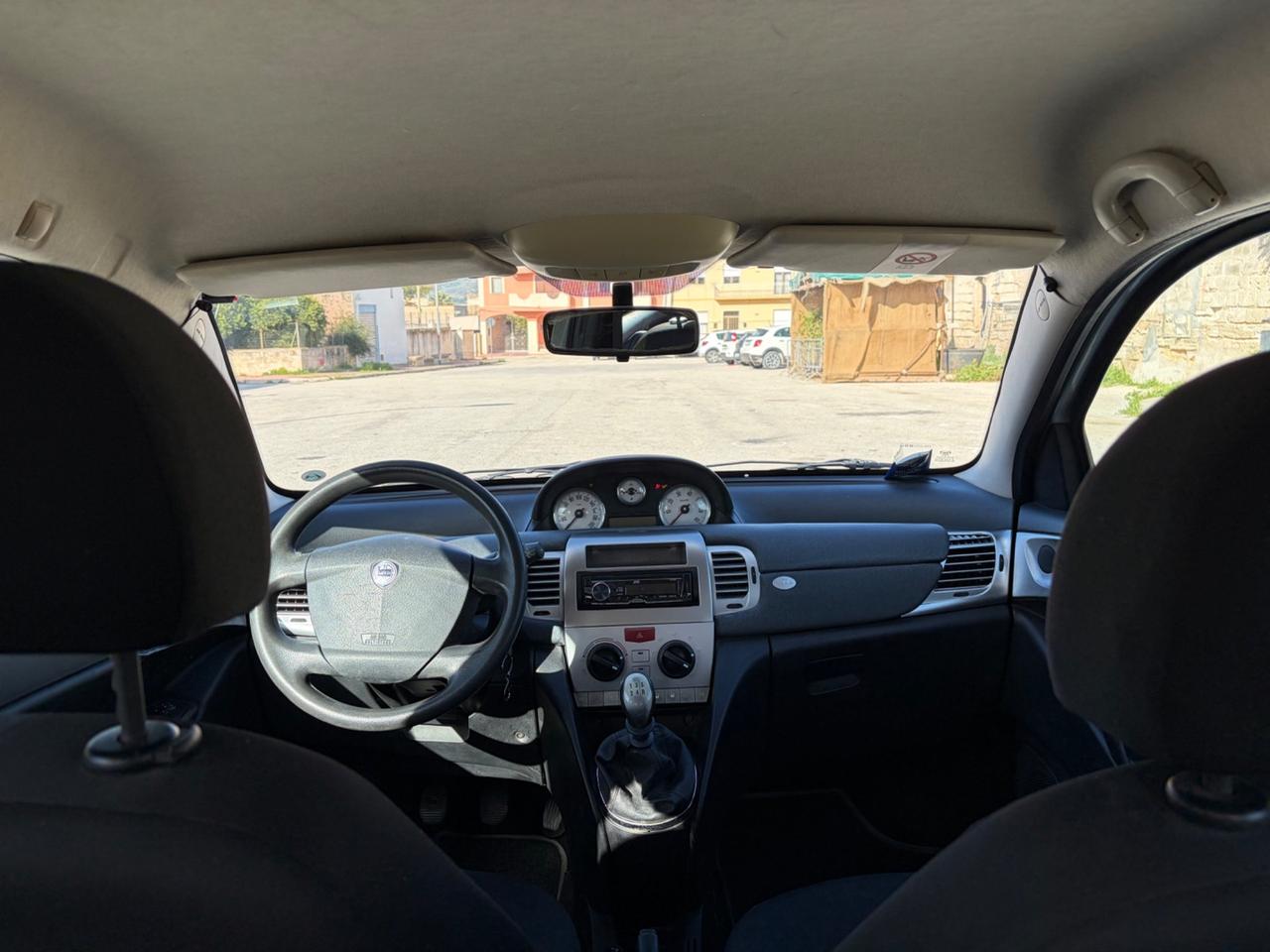 Lancia Ypsilon 1.2 Argento